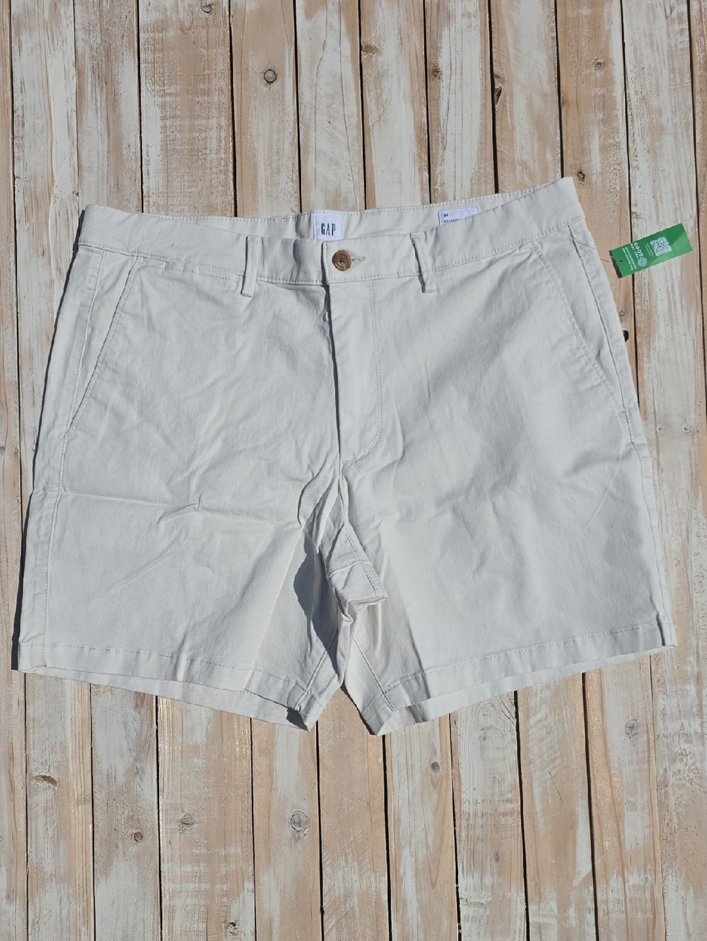 NWT Gap Men's Essential Khaki Shorts Sz 34